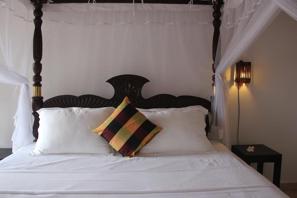 Fort De 19 Villa - Galle Fort Room photo